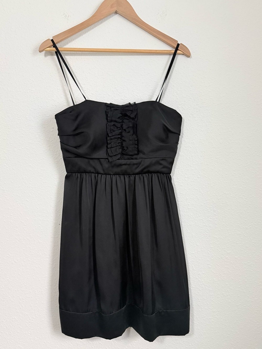 Y2K BCBG Paris Bubble Hem Little Black Dress Feminine Evening Wear Party - Picture 4 of 7